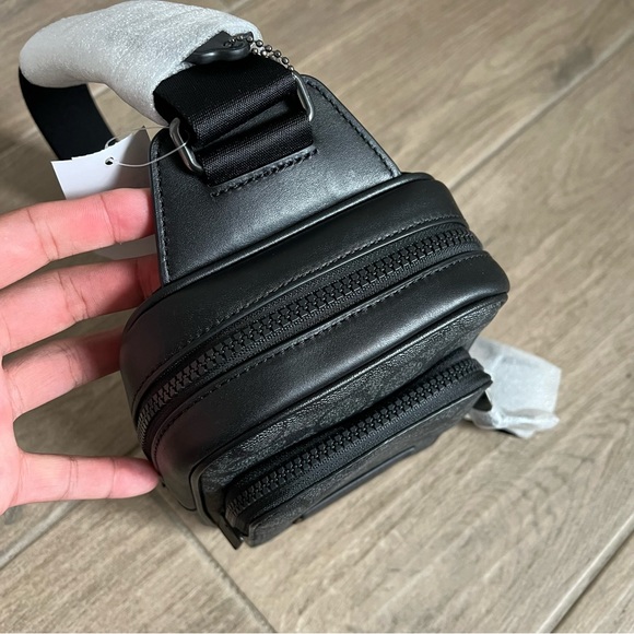 Coach Track Pack 14 In Signature Canvas - Picture 4 of 7